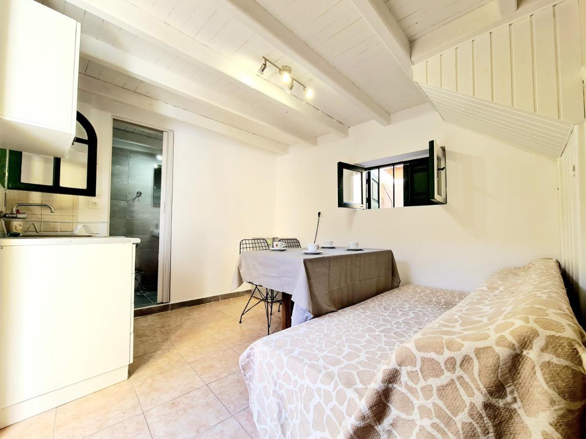 Piccolo Modern Suites Old Town Rhodes City Ngoại thất bức ảnh